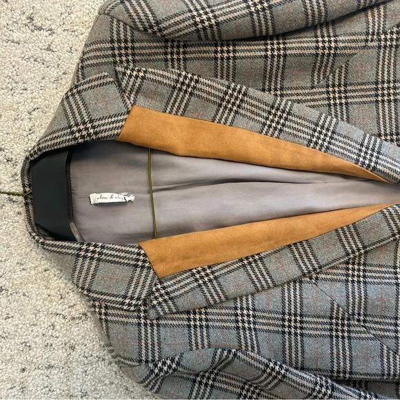 Willow and Clay plaid academia  blazer size M just dry cleaned great condition - Picture 6 of 9